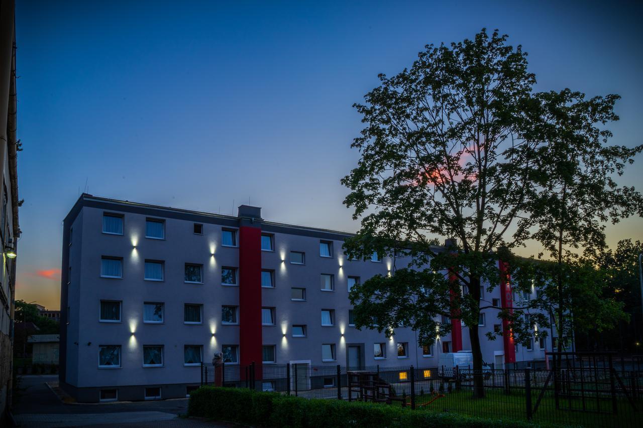 Zgoda Kompleks Hotelarski Swietochlowice Exterior photo