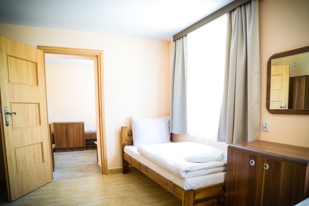 Zgoda Kompleks Hotelarski Swietochlowice Exterior photo